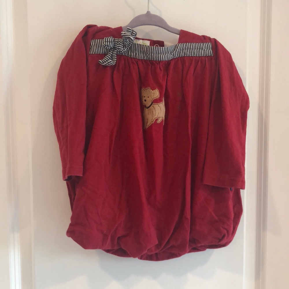 Le Top size 3 red dog shirt